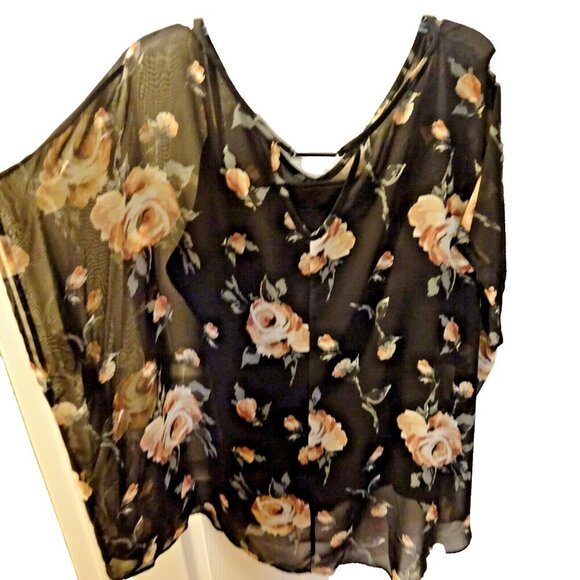 Lane Bryant Black Floral Chiffon Overlay V Neck Boho Kimono Style Top Sz 26 28 - Picture 5 of 9